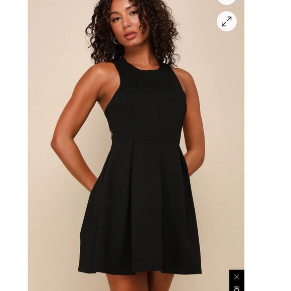 Lulus Cut out and About Black Skater Dress Small NWT - Picture 2 of 13